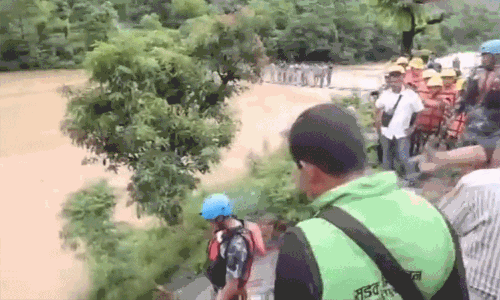 நேபாளம் நிலச்சரிவு - 7 இந்திய சுற்றுலாப் பயணிகள் உயிரிழப்பு நேபாளம் நிலச்சரிவு - 7 இந்திய சுற்றுலாப் பயணிகள் உயிரிழப்பு