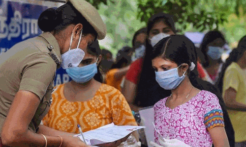 நீட்தேர்வு முடிவு வெளியீடு: தமிழ்நாட்டில் தேர்வு எழுதியவர்களின் புள்ளி விவரங்களில் குளறுபடி..?