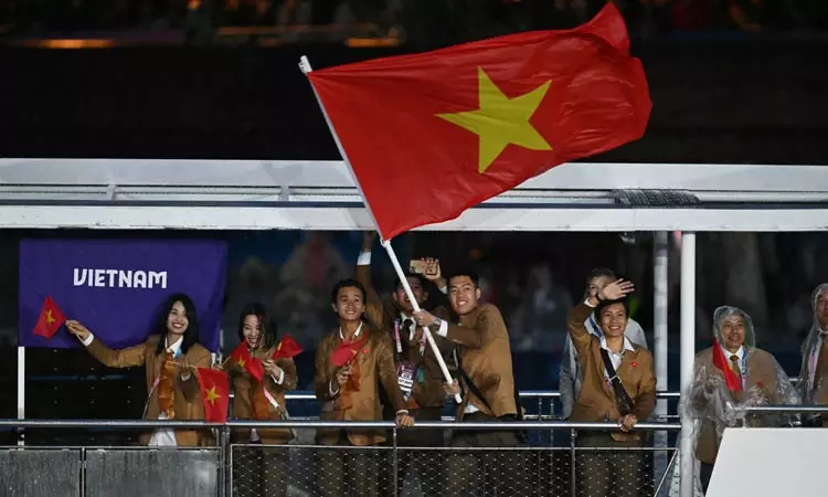 வியட்நாம் குழுவினர் வியட்நாம் குழுவினர்