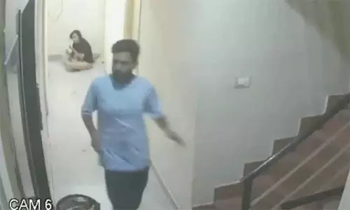 காதலிக்கு அடைக்கலம் கொடுத்ததால் இளம்பெண்ணை கொன்ற வாலிபர்