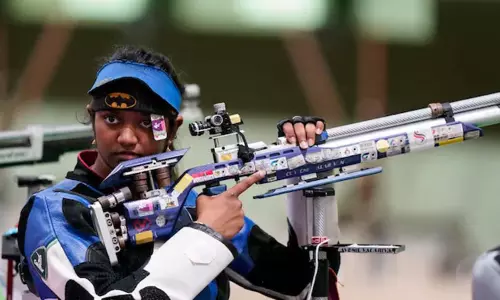 பாரீஸ் ஒலிம்பிக்: கலப்பு இரட்டையர் பிரிவு துப்பாக்கி சுடுதலில் இந்திய அணி ஏமாற்றம் பாரீஸ் ஒலிம்பிக்: கலப்பு இரட்டையர் பிரிவு துப்பாக்கி சுடுதலில் இந்திய அணி ஏமாற்றம்