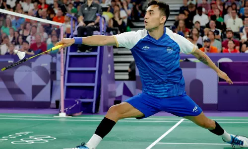 பாரீஸ் ஒலிம்பிக்; ஜூலியன் கராக்கியை வீழ்த்திய லக்ஷயா சென்