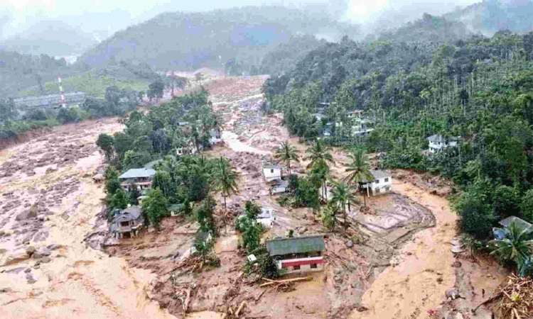 அடுத்த 3 நாட்களுக்கு கனமழை: மீண்டும் வயநாட்டிற்கு... ... வயநாடு நிலச்சரிவு: பலி எண்ணிக்கை 270 ஆக உயர்வு - 2வது நாளாக தொடரும் மீட்புப்பணி அடுத்த 3 நாட்களுக்கு கனமழை: மீண்டும் வயநாட்டிற்கு... ... வயநாடு நிலச்சரிவு: பலி எண்ணிக்கை 270 ஆக உயர்வு - 2வது நாளாக தொடரும் மீட்புப்பணி