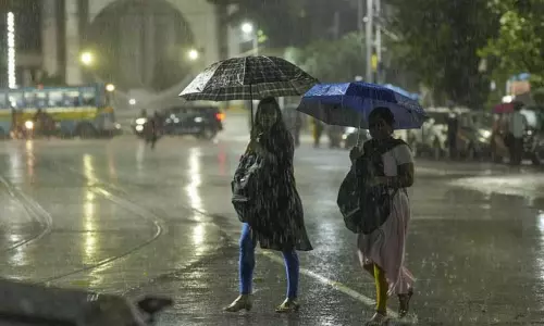 சென்னை உள்பட 24 மாவட்டங்களில் நள்ளிரவு 1 மணி வரை மழைக்கு வாய்ப்பு