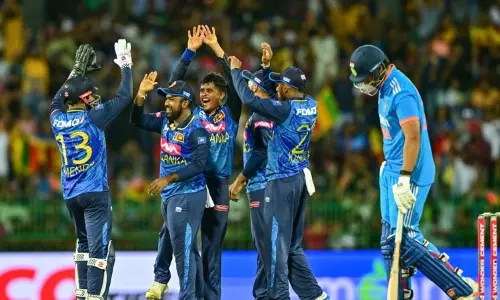 இந்தியாவுக்கு எதிராக 27 வருட கால மோசமான சாதனைக்கு முற்றுப்புள்ளி வைத்த இலங்கை இந்தியாவுக்கு எதிராக 27 வருட கால மோசமான சாதனைக்கு முற்றுப்புள்ளி வைத்த இலங்கை