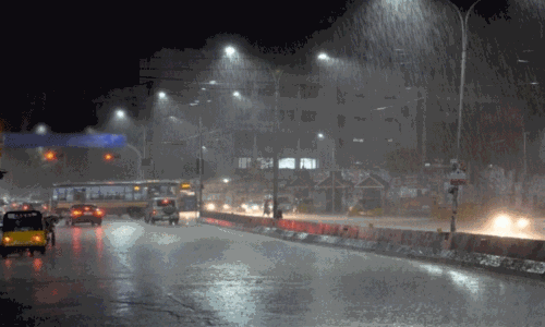 இரவு 10 மணிவரை 21 மாவட்டங்களில் மழைக்கு வாய்ப்பு இரவு 10 மணிவரை 21 மாவட்டங்களில் மழைக்கு வாய்ப்பு