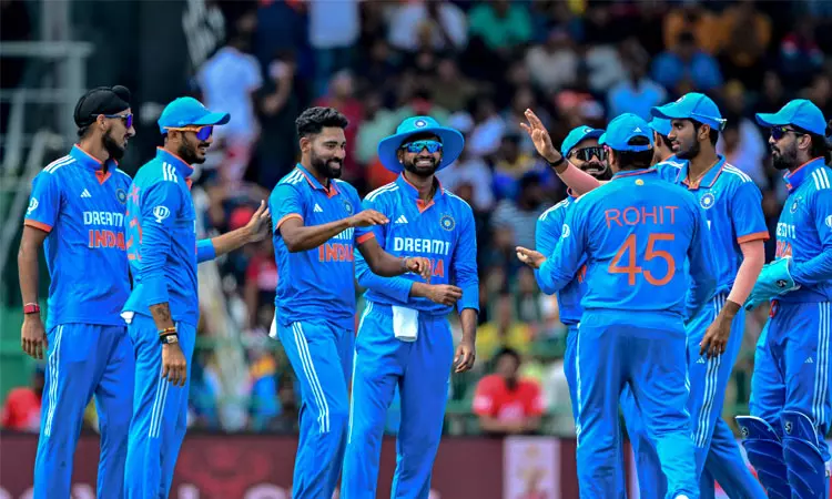 ஐ.சி.சி. ஒருநாள் பேட்ஸ்மேன் தரவரிசை: டாப் 5-ல் ஆதிக்கம் செலுத்தும் இந்திய வீரர்கள்