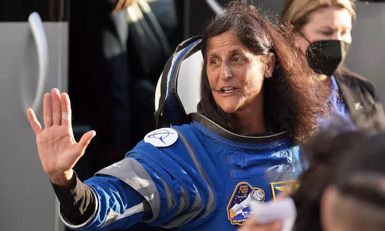 சுனிதா வில்லியம்ஸ் 2025-ல்தான் பூமிக்கு திரும்புவாரா? நாசா கூறுவது என்ன? சுனிதா வில்லியம்ஸ் 2025-ல்தான் பூமிக்கு திரும்புவாரா? நாசா கூறுவது என்ன?