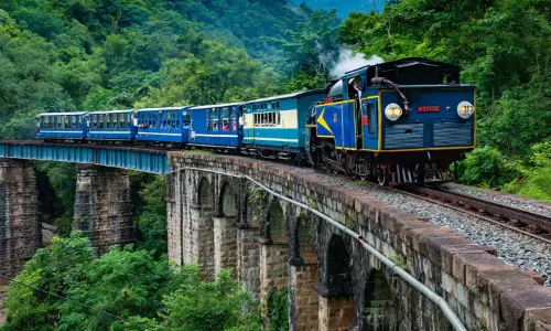 ஊட்டியில் நாளை முதல் சிறப்பு மலை ரெயில் இயக்கம்