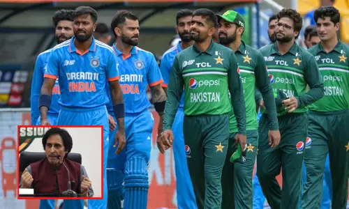 வங்காளதேசத்திற்கு எதிராக பாகிஸ்தானின் தோல்விக்கு இந்தியாதான் காரணம் - ரமீஸ் ராஜா வேதனை வங்காளதேசத்திற்கு எதிராக பாகிஸ்தானின் தோல்விக்கு இந்தியாதான் காரணம் - ரமீஸ் ராஜா வேதனை