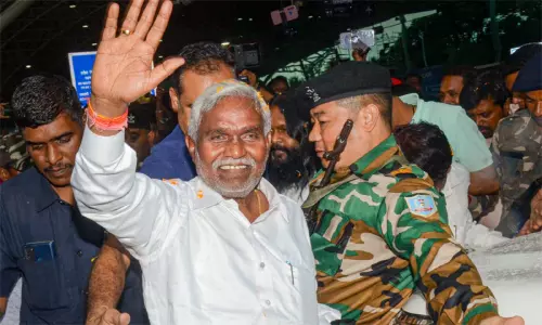 ஜார்க்கண்ட் மாநில நலனுக்காக பா.ஜ.க.வில் இணைய முடிவெடுத்துள்ளேன் - சம்பாய் சோரன்