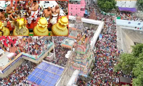 காஞ்சிபுரம் உலகளந்த பெருமாள் கோவில் கும்பாபிஷேகம்