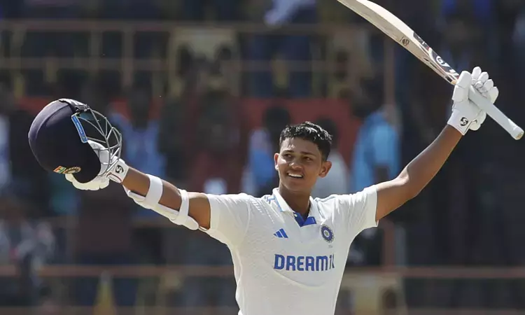 இன்னும் 8 சிக்ஸ் மட்டுமே... டெஸ்ட் கிரிக்கெட்டில் உலக சாதனை படைக்க உள்ள ஜெய்ஸ்வால் இன்னும் 8 சிக்ஸ் மட்டுமே... டெஸ்ட் கிரிக்கெட்டில் உலக சாதனை படைக்க உள்ள ஜெய்ஸ்வால்