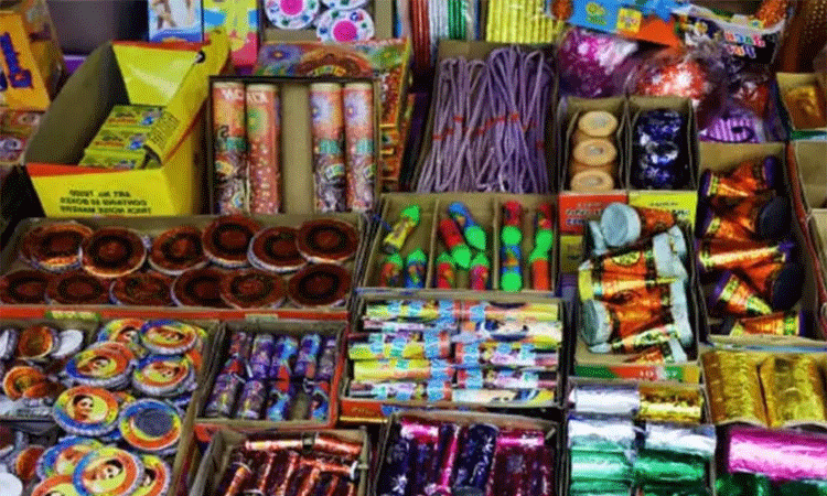 டெல்லியில் ஜன.1 வரை பட்டாசு உற்பத்தி, விற்பனைக்கு தடை டெல்லியில் ஜன.1 வரை பட்டாசு உற்பத்தி, விற்பனைக்கு தடை