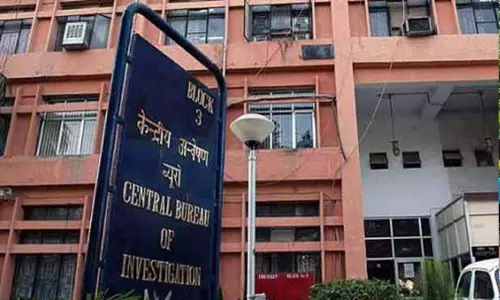 பெண் டாக்டர் பிரேத பரிசோதனையில் குளறுபடி; டாக்டர் உள்பட 2 பேரிடம் சி.பி.ஐ. தீவிர விசாரணை