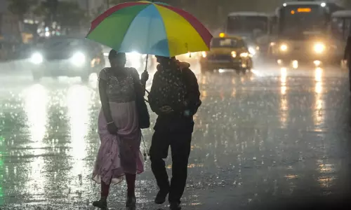 தூத்துக்குடியின் பல்வேறு பகுதிகளில் கனமழை