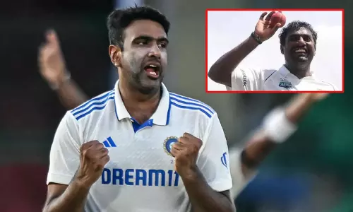 டெஸ்ட் கிரிக்கெட்: முத்தையா முரளிதரனின் மாபெரும் சாதனையை சமன் செய்த அஸ்வின்