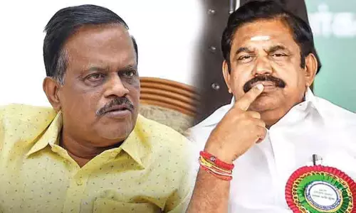 அதிமுக மாவட்ட செயலாளர் பொறுப்பில் இருந்து தளவாய் சுந்தரம் நீக்கம்