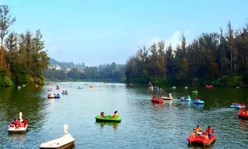 ஊட்டியில் படகு சவாரி தற்காலிகமாக நிறுத்தம்