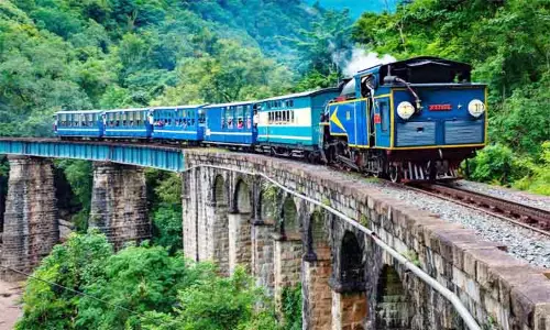 மேட்டுப்பாளையம்-ஊட்டி மலை ரெயில் இன்று முதல் இயக்கம்