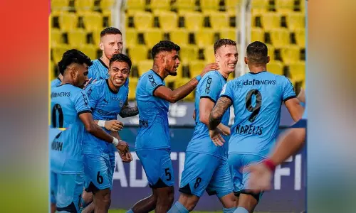 ஐ.எஸ்.எல். கால்பந்து; கோவாவை வீழ்த்தி வெற்றி பெற்ற மும்பை சிட்டி எப்.சி