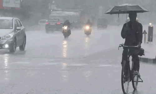 அடுத்த 3 மணி நேரத்தில் 17 மாவட்டங்களில் மழைக்கு வாய்ப்பு அடுத்த 3 மணி நேரத்தில் 17 மாவட்டங்களில் மழைக்கு வாய்ப்பு