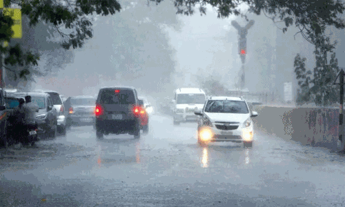 பிற்பகல் 1 மணி வரை 16 மாவட்டங்களில் மழைக்கு வாய்ப்பு பிற்பகல் 1 மணி வரை 16 மாவட்டங்களில் மழைக்கு வாய்ப்பு