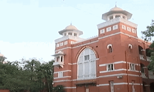 32 ஆண்டுகளுக்கும் மேலாக நிலுவையில் உள்ள வழக்குகள்; ஐ.ஜி.க்களுக்கு அபராதம் விதித்து கோர்ட்டு உத்தரவு