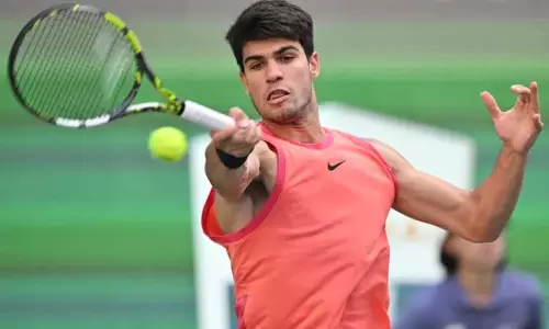 பாரீஸ் மாஸ்டர்ஸ் டென்னிஸ்: 3-வது சுற்றில் அல்காரஸ் அதிர்ச்சி தோல்வி