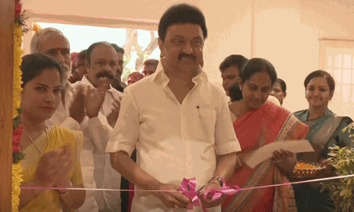 கொளத்தூர் தொகுதியில் முதல்வர் படைப்பகம் : முதல்-அமைச்சர் மு.க.ஸ்டாலின் திறந்து வைத்தார்