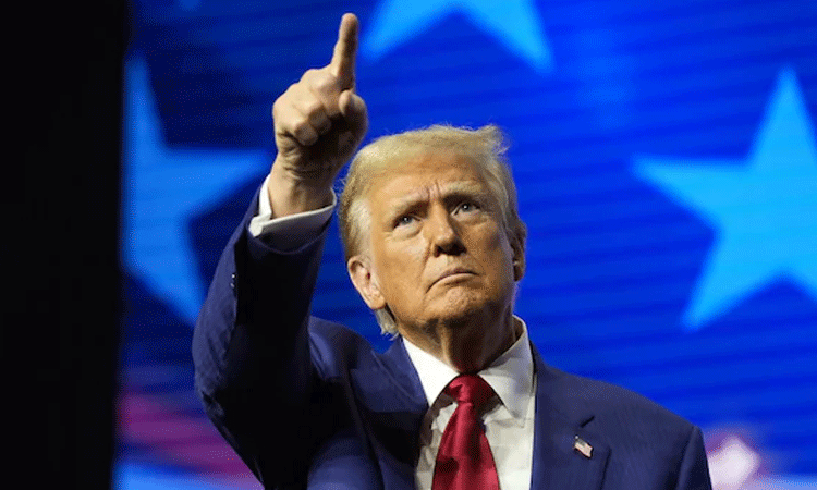 டொனால்டு டிரம்ப் முன்னிலைஅமெரிக்க ஜனாதிபதி... ... மீண்டும் அமெரிக்க ஜனாதிபதியாக தேர்வானார் டொனால்டு டிரம்ப் டொனால்டு டிரம்ப் முன்னிலைஅமெரிக்க ஜனாதிபதி... ... மீண்டும் அமெரிக்க ஜனாதிபதியாக தேர்வானார் டொனால்டு டிரம்ப்