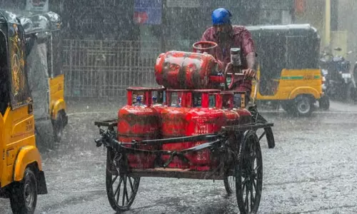 தமிழகத்தில் 13 மாவட்டங்களில் இன்று கனமழைக்கு வாய்ப்பு தமிழகத்தில் 13 மாவட்டங்களில் இன்று கனமழைக்கு வாய்ப்பு