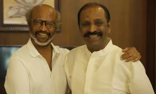 ரஜினியை நேரில் சந்தித்த கவிஞர் வைரமுத்து ரஜினியை நேரில் சந்தித்த கவிஞர் வைரமுத்து