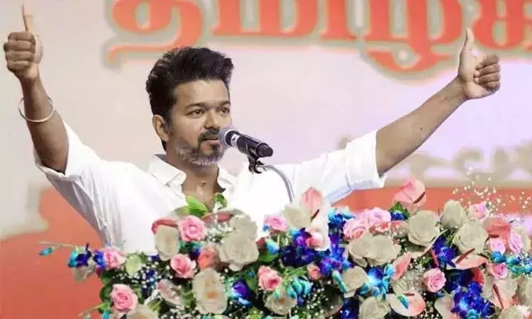 வாக்காளர் பட்டியல் திருத்த முகாம்: விஜய் கட்சியினருக்கு வேண்டுகோள் வாக்காளர் பட்டியல் திருத்த முகாம்: விஜய் கட்சியினருக்கு வேண்டுகோள்
