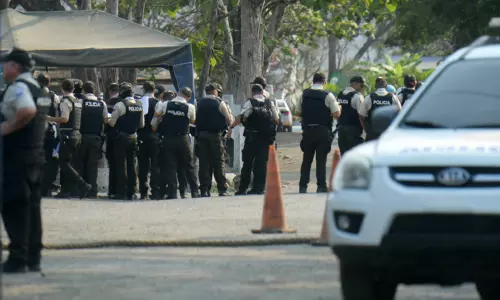 சிறையில் கைதிகள் இடையே மோதல் - 15 பேர் பலி