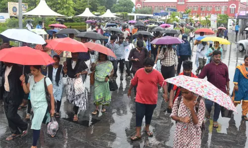 11 மாவட்டங்களில் காலை 10 மணி வரை மிதமான மழைக்கு வாய்ப்பு