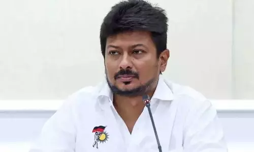 எல்.ஐ.சி இணையதளத்தில் இந்தி - துணை முதல்-அமைச்சர் உதயநிதி ஸ்டாலின் கண்டனம்