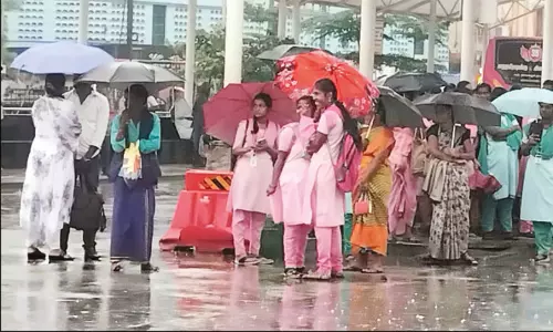 8 மாவட்டங்களில் காலை 10 மணி வரை மிதமான மழைக்கு வாய்ப்பு