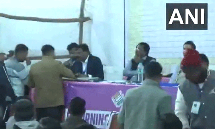 மராட்டியம், ஜார்கண்ட் சட்டசபை தேர்தல்:... ... மராட்டியத்தில்  பாஜக கூட்டணி வெற்றி:  ஜார்கண்ட்டில்  இந்தியா கூட்டணி  வெற்றி