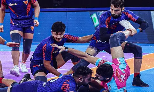 புரோ கபடி லீக்; ஜெய்ப்பூரை வீழ்த்தி அபார வெற்றி பெற்ற தபாங் டெல்லி