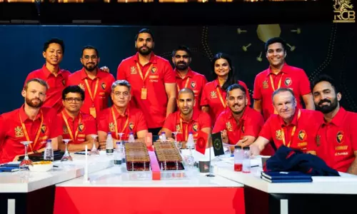 குருனால் பாண்ட்யாவுக்கு ரூ.5.75 கோடி.. மற்ற வீரர்களை எவ்வளவு தொகைக்கு வாங்கிய பெங்களூரு..?