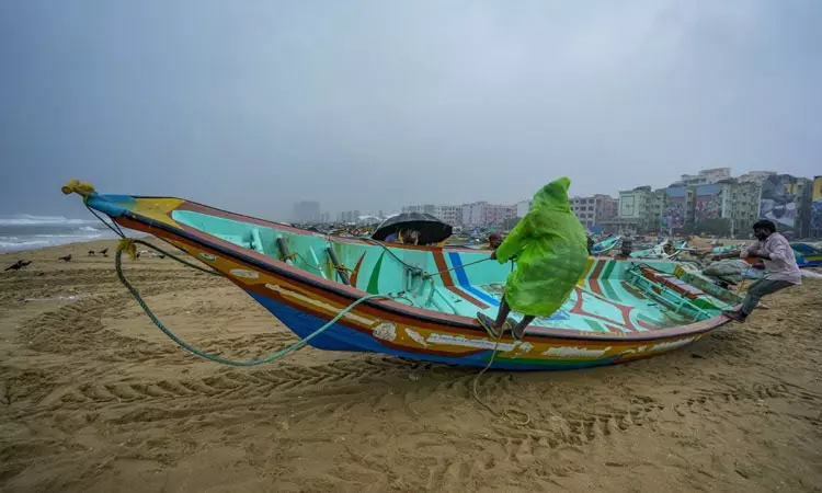 கோடியக்கரையில் கடல் உள்வாங்கியது கோடியக்கரையில் கடல் உள்வாங்கியது