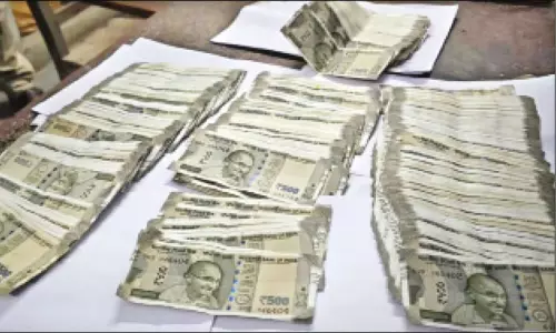 தூத்துக்குடியில் சார் பதிவாளர் அலுவலகத்தில் லஞ்ச ஒழிப்பு போலீசார் சோதனை