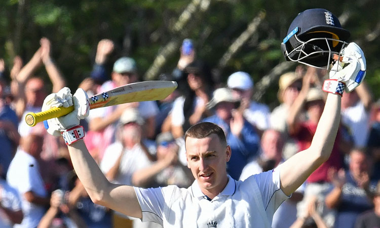 நியூசிலாந்துக்கு எதிரான டெஸ்ட்; ஹாரி புரூக் அதிரடி சதம்...2ம் நாள் முடிவில் இங்கிலாந்து 319/5