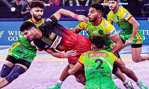 புரோ கபடி லீக்; பெங்களூரு அணியை வீழ்த்தி பாட்னா வெற்றி