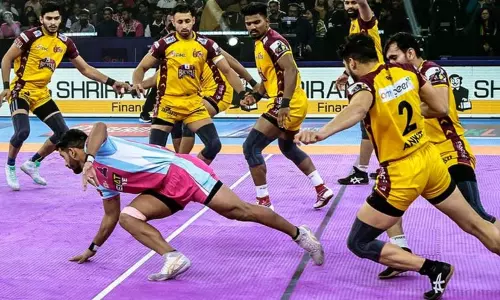 புரோ கபடி லீக்; தெலுங்கு டைட்டன்ஸ் அணியை வீழ்த்தி வெற்றி பெற்ற ஜெய்ப்பூர் பிங்க் பாந்தர்ஸ்