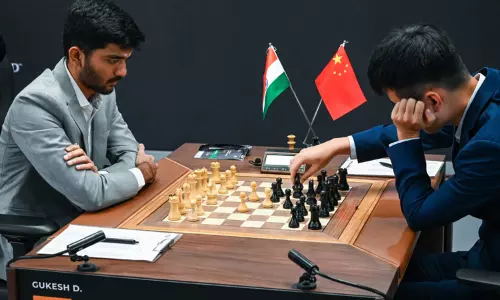 உலக செஸ் சாம்பியன்ஷிப்; குகேஷ்-லிரென் மோதிய 5வது சுற்று ஆட்டம் டிரா