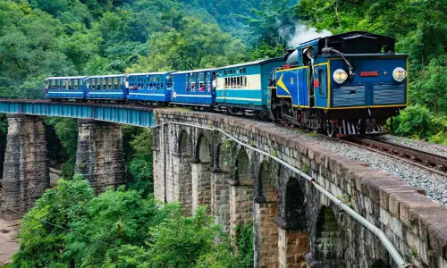 ஊட்டி மலை ரெயில் சேவை 3 நாட்களுக்கு ரத்து ஊட்டி மலை ரெயில் சேவை 3 நாட்களுக்கு ரத்து