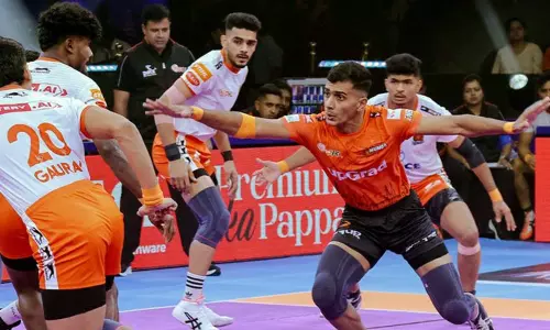 புரோ கபடி லீக்: புனேரி பால்டனை வீழ்த்தி வெற்றி பெற்ற யு மும்பா