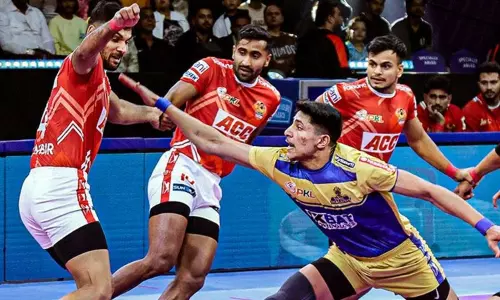 புரோ கபடி லீக்; குஜராத் ஜெயண்ட்ஸை வீழ்த்தி தமிழ் தலைவாஸ் வெற்றி